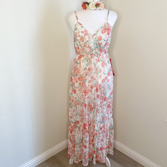 Speechless Dresses & Skirts - Speechless floral sleeveless maxi long dress NWT